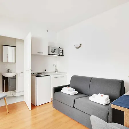 Cosy 2p Parc Expositions 15eme Arr 5 *